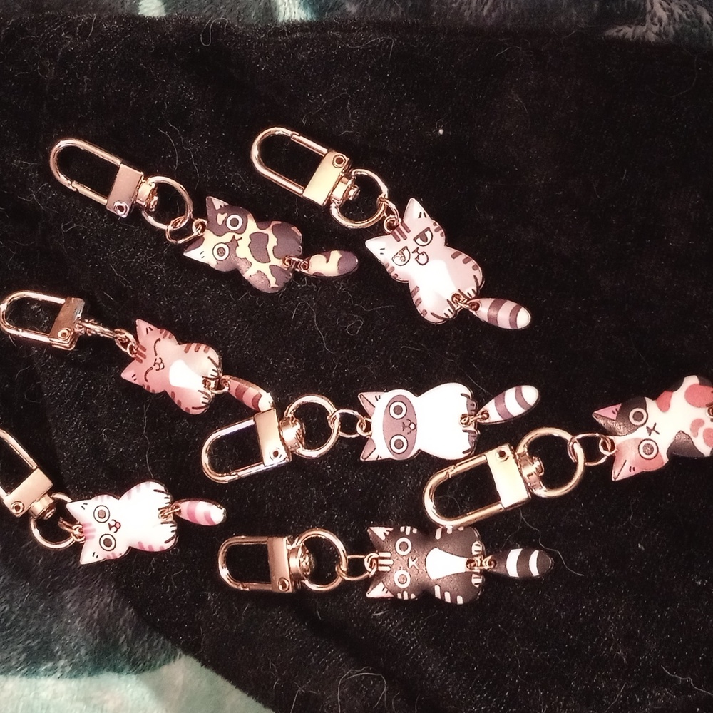 Kitty bag charm you pick one so cute tails move new